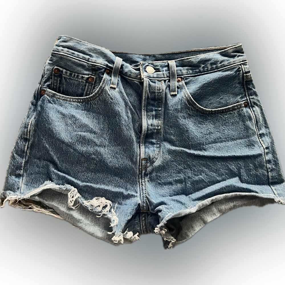 Levi’s 501 shorts